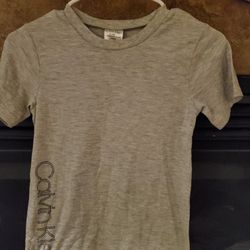 Calvin Klein Tee Size M 7/8