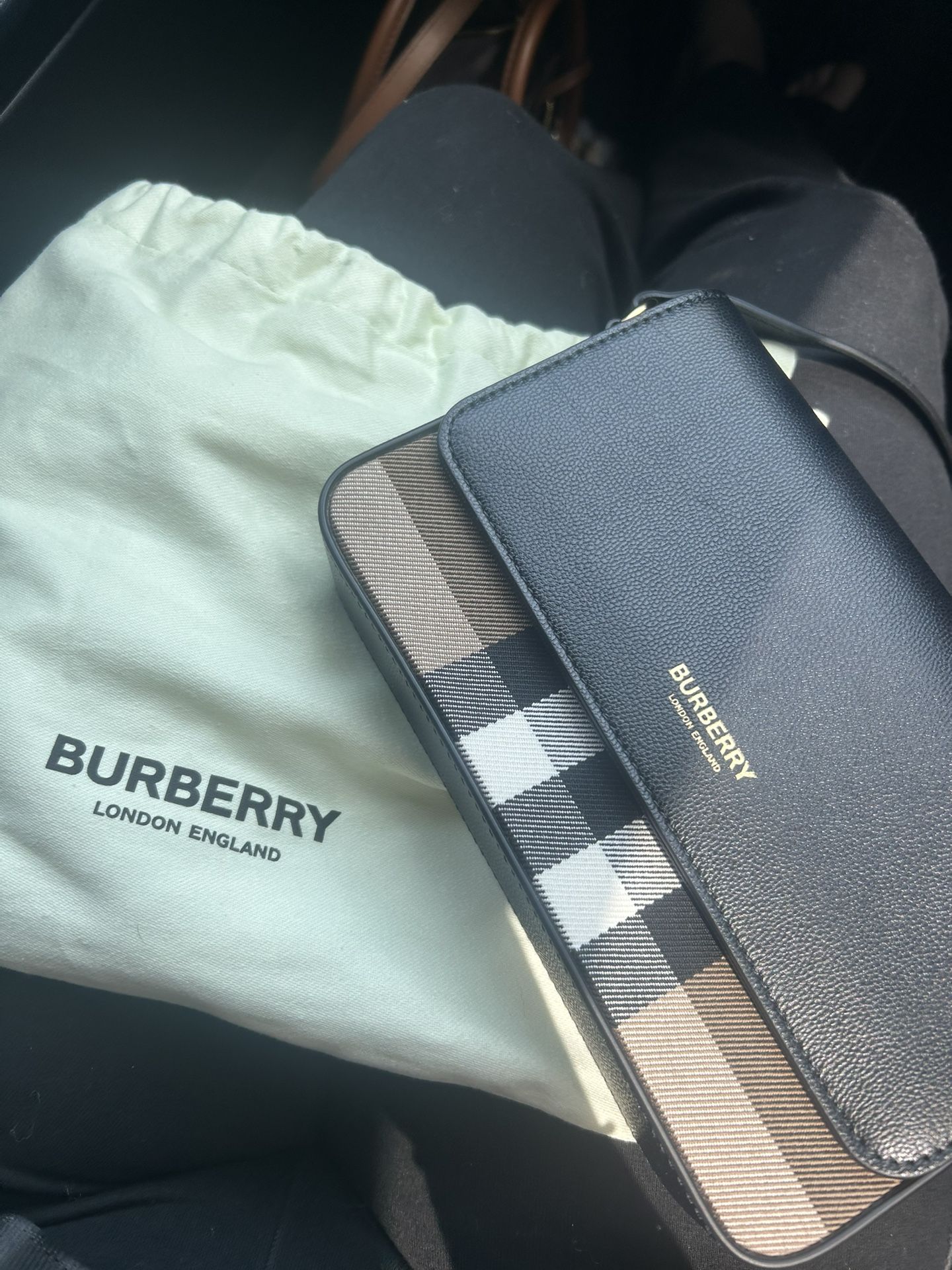 Burberry Purse 