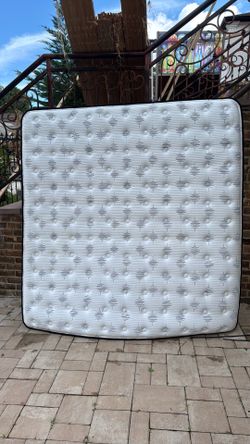 King size mattress