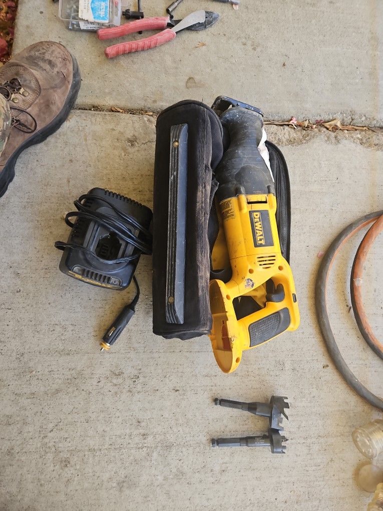 Dewalt Sawzaw