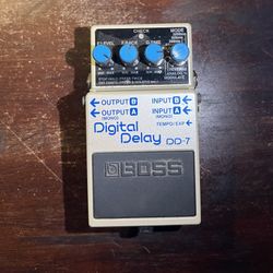 Guitar Pedal - Boss Digital Delay DD-7
