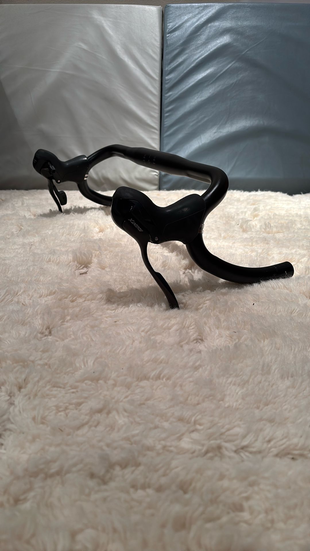  Road bike Handle Bars With AdventX Brakes (Cannondale Topstone) 