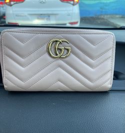 Authentic Gucci Marmont Wallet 