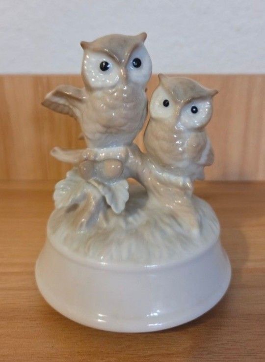 Otagiri Owl Music Box