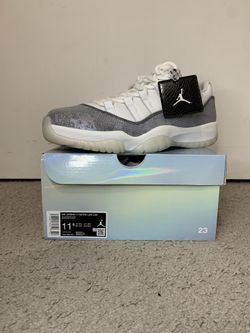 DS JORDAN 11 LOW YEAR OF THE SNAKE SIZE 11.5