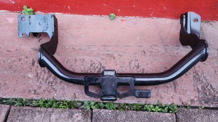 Hitch receiver