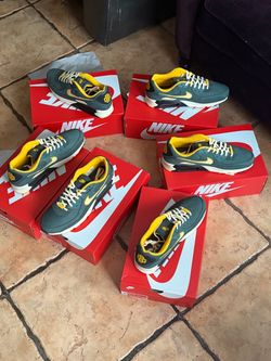 Nike Air Max 90 (Green Bay Packers)