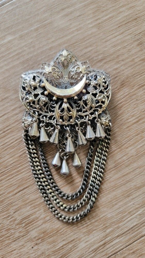 Vintage Brooch