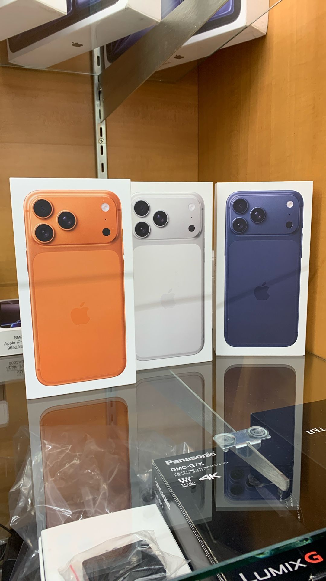 Unlocked iPhone 17Pro Max Any Carrier 20Down