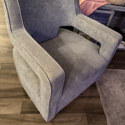 Swivel Chair 