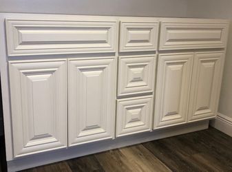 New Kitchen Cabinets 