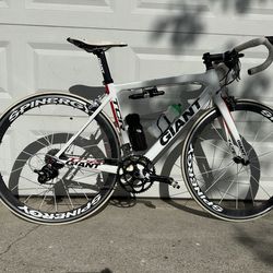 Giant TCR BIKE