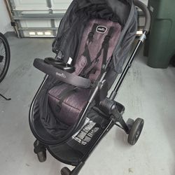 Evenflo Pivot Stroller Car Seat Travel System