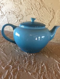 Le Creuset teal teapot 4 cup