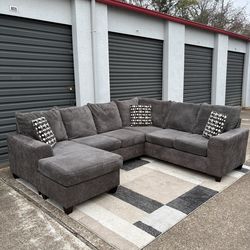 Beautiful Gray Ashley U shape Sectional Very comfy