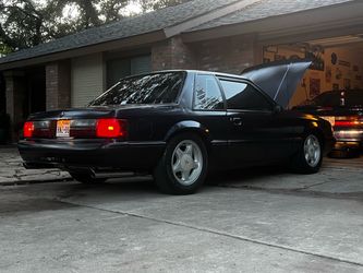 1988 Ford Mustang