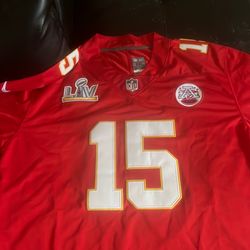 Patrick Mahomes on field jersey