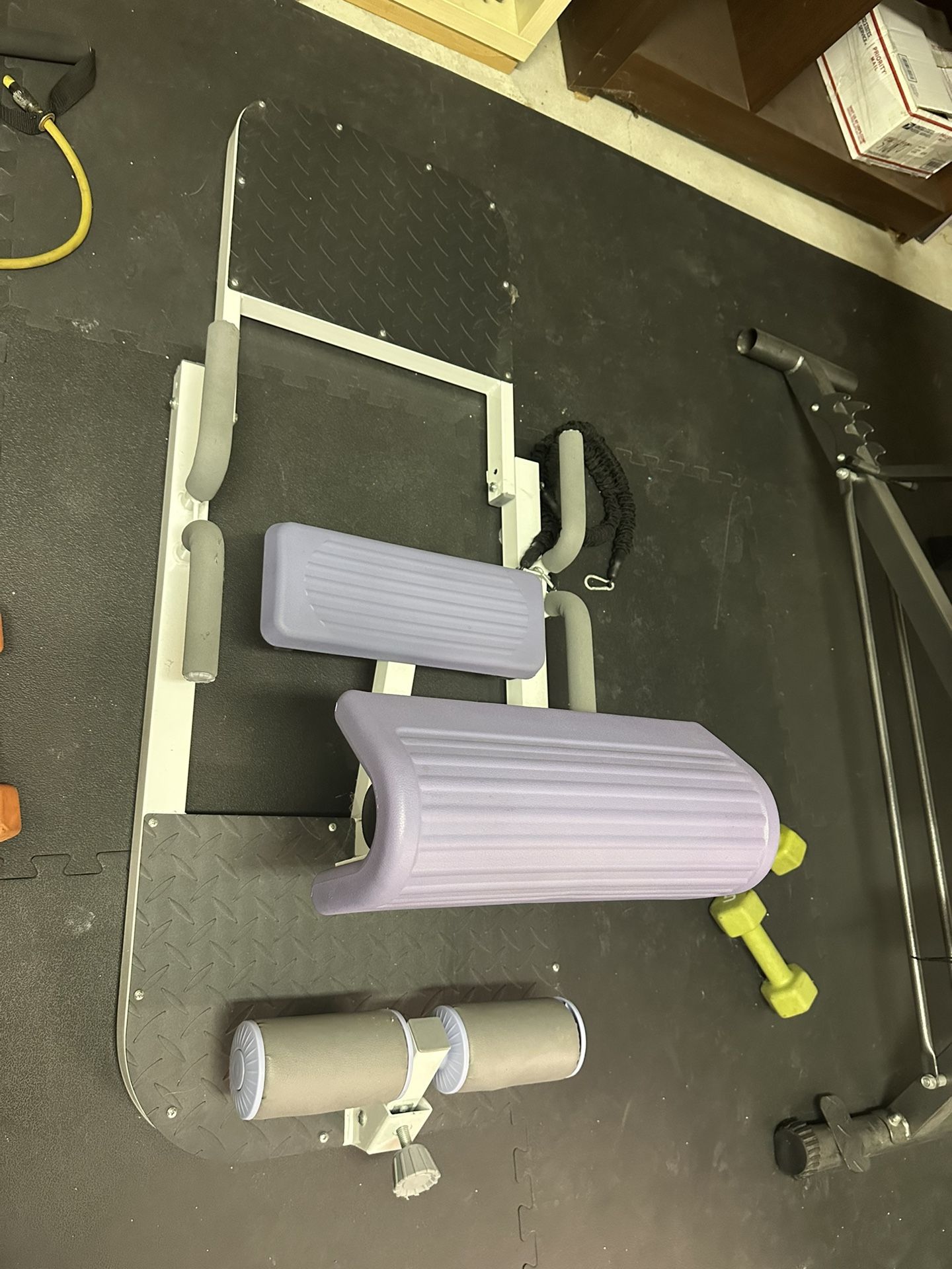 Hip Thrust Machine