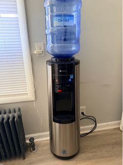 Glacier water dispenser