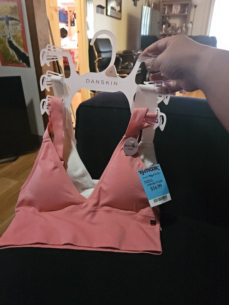 Danskin Bras