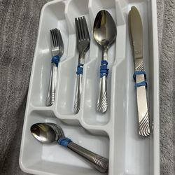 45 Piece Stainless Steel Silverware With Organizer Tray