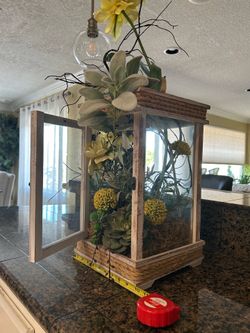 Beautiful Lantern/Terrarium Decor