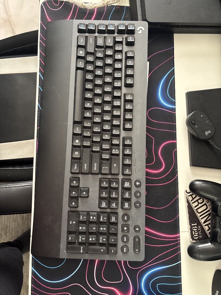 Logitech G613