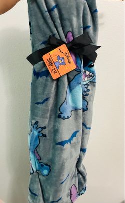 Stitch blanket