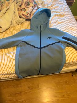 Brand new Nike tech