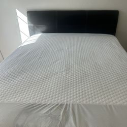 Queen Size Bed Set