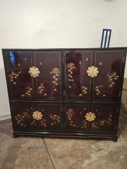 Sideboard (oriental)