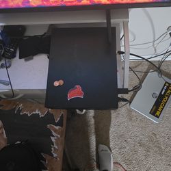 Xbox One X And HP Laptop 