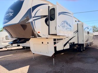 2015 Heartland Big Country 3650RL Fifth Wheel With 3 Slideouts Must See
