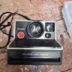 Polaroid Pronto Land Camera