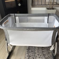 Baby Delight Bassinet