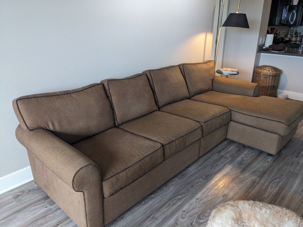 Couch With Chaise