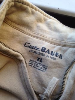 Eddie Bauer extra large pull over fleece