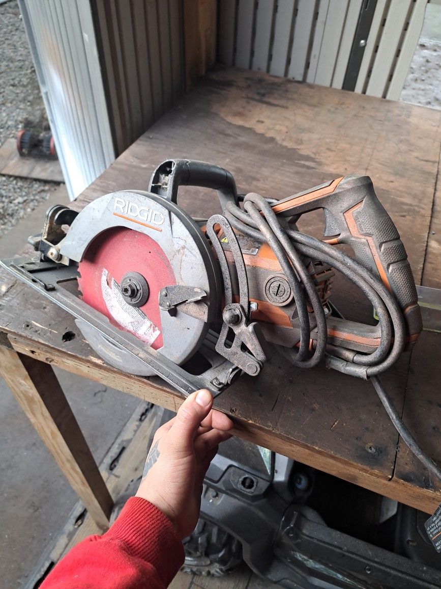 Saw Ridgid