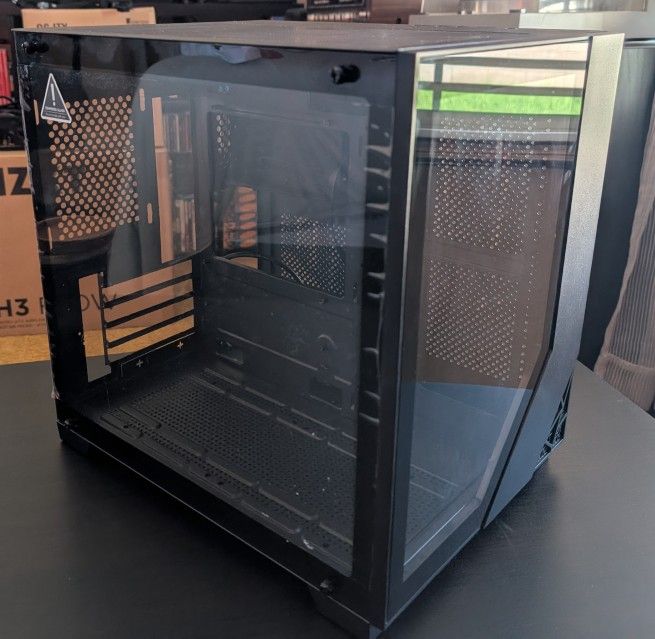 M-ATX Dual Chamber Fish Tank PC Case