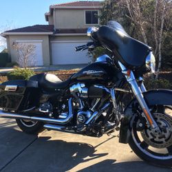 2011 Harley-Davidson Street Glade