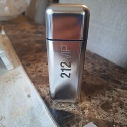 Perfume 212 Carolina Errera