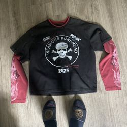 (NEW) INFAMOUS PUNK HEAD DOUBLE SLEEVED T-SHIRT (SIZE SMALL)
