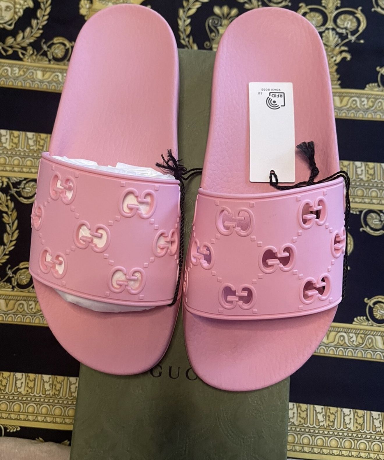 GG Sandals