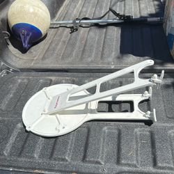 Raymarine Radar Mount 