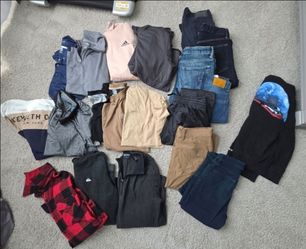 Boys clothes size Small/ Pants 29/32