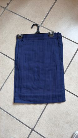Girl size 10 uniform pleated skirt