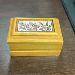 Small jewelry box