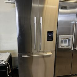 Fisher And Paykel 36”Wide Built In French Style Stainless Steel Refrigerator 