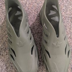 Men Adifom Supernova Slip on