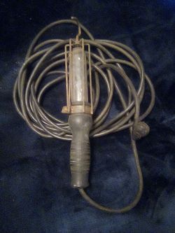 Vintage Corded Drop Light Work Lamp
